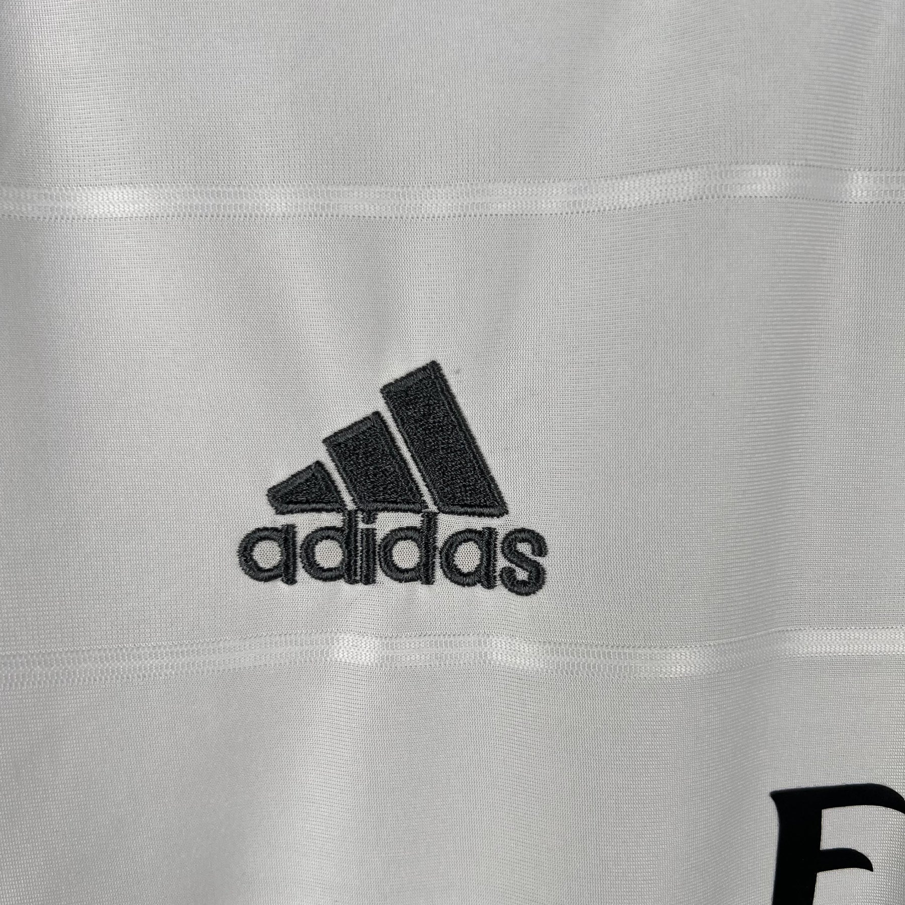 Real Madrid Retro Home Jersey 2013/2014