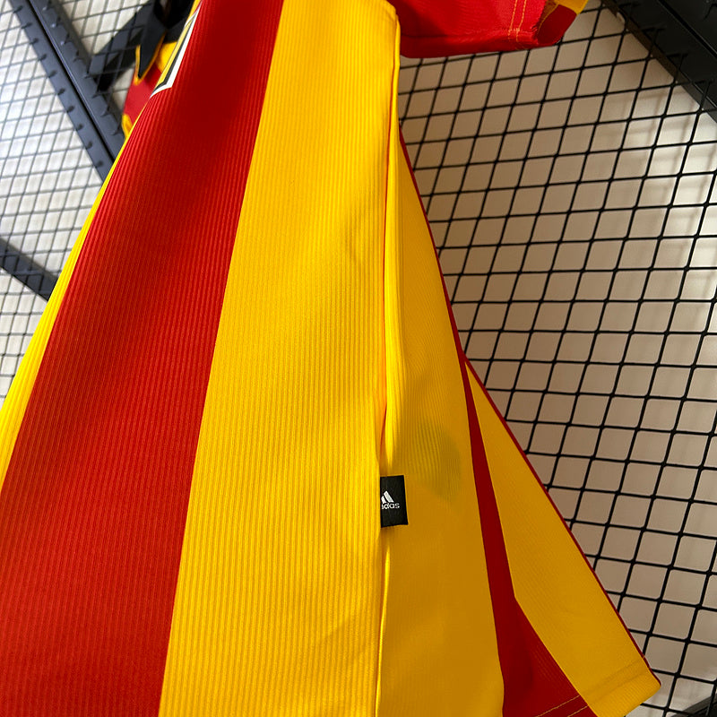 Galatasaray 1999/00 Home Retro Jersey