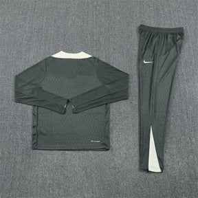 Chelsea Pre-Match Green II Tracksuit 25/26