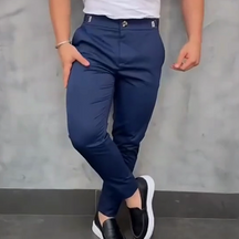 Pantalones elásticos ajustados para hombre – Comodidad y estilo